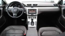 Volkswagen Passat Alltrack - uniwersalne kombi