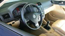 Volkswagen Golf V Kombi - pełny panel przedni