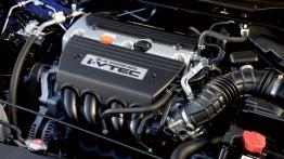 Honda Accord VIII Kombi - pokrywa silnika otwarta