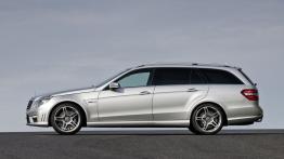 Mercedes Klasa E 63 AMG Kombi - lewy bok