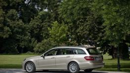 Mercedes E 250 CDI W212 kombi - lewy bok
