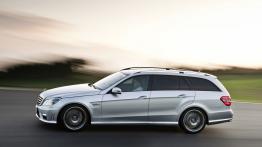 Mercedes Klasa E 63 AMG Kombi - lewy bok