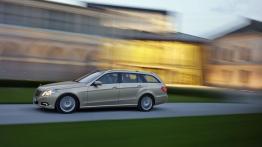 Mercedes E 250 CDI W212 kombi - lewy bok