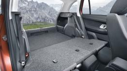 Skoda Fabia II Kombi - tylna kanapa złożona, widok z boku