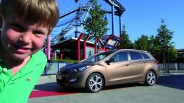 Hyundai i30 II kombi - lewy bok