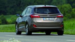 Hyundai i30 II kombi - widok z tyłu