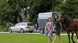 Mercedes E 250 CDI W212 kombi - widok z tyłu