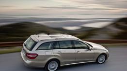 Mercedes E 250 CDI W212 kombi - widok z góry