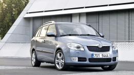 Skoda Fabia II Kombi - widok z przodu