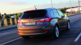 Hyundai i30 II kombi - widok z tyłu