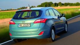 Hyundai i30 II kombi - widok z tyłu