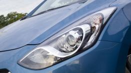 Hyundai i30 II kombi - lewy przedni reflektor - wyłączony