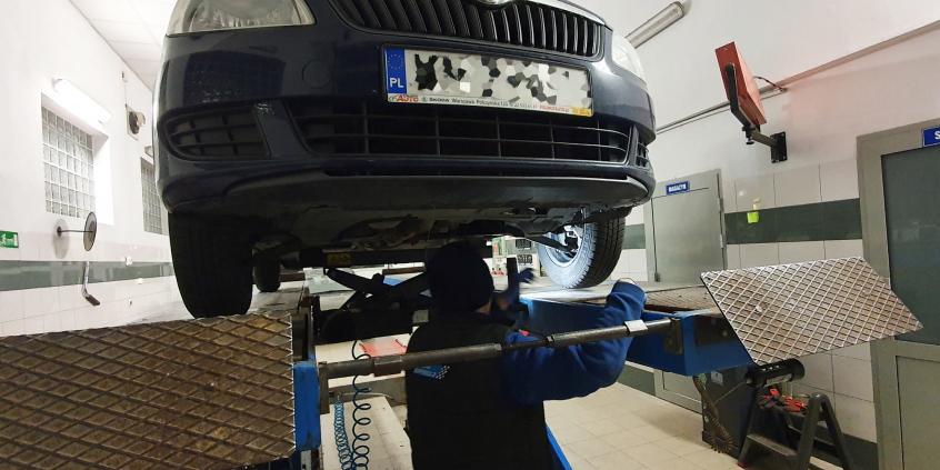 Rękojmia na auto używane – jakie prawa ma nabywca?