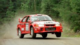 Mitsubishi Lancer EVO VI WRC - widok z przodu
