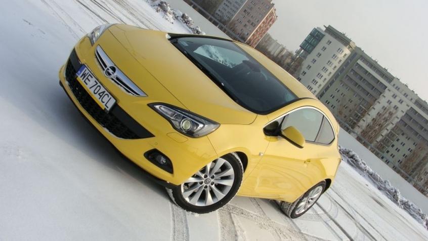 Opel Astra J GTC