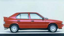 Bokser z drugiej ręki. Czy warto kupić?