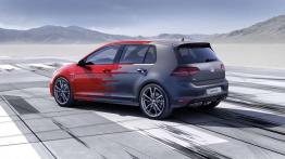 Volkswagen Golf R Touch - mały skok w przyszłość