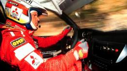 Mitsubishi Lancer Evo WRC - widok ogólny wnętrza z przodu