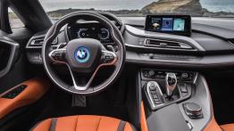 BMW i8 Roadster bez tajemnic