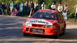 Mitsubishi Lancer EVO VI WRC - widok z przodu