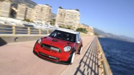 Mini Countryman WRC - przód - reflektory wyłączone