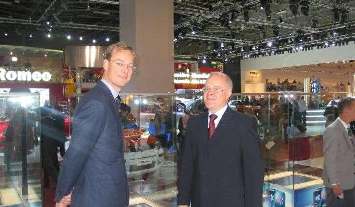 Migawki z salonu paryskiego