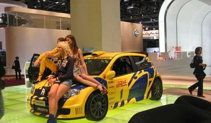 Migawki z salonu paryskiego