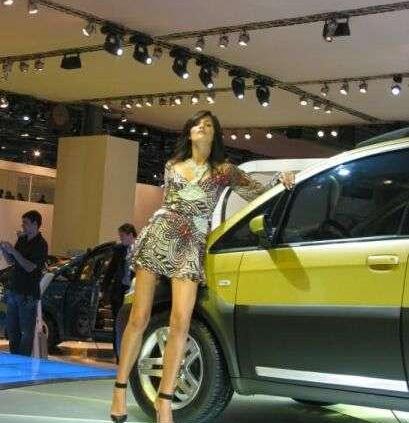 Migawki z salonu paryskiego