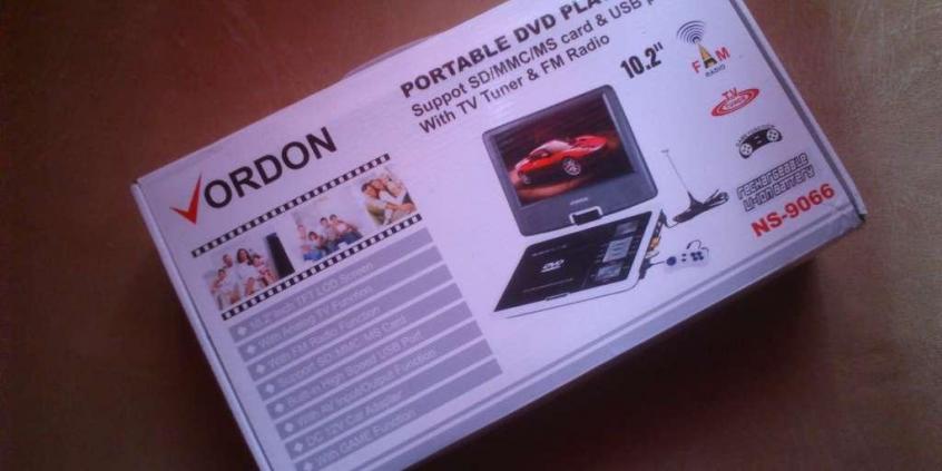 Przenośny odtwarzacz DVD marki Vordon - sposób na spokojną podróż?