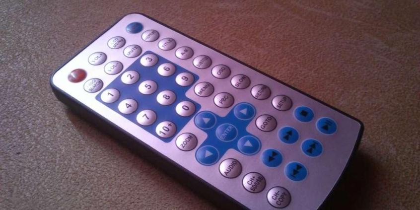 Przenośny odtwarzacz DVD marki Vordon - sposób na spokojną podróż?