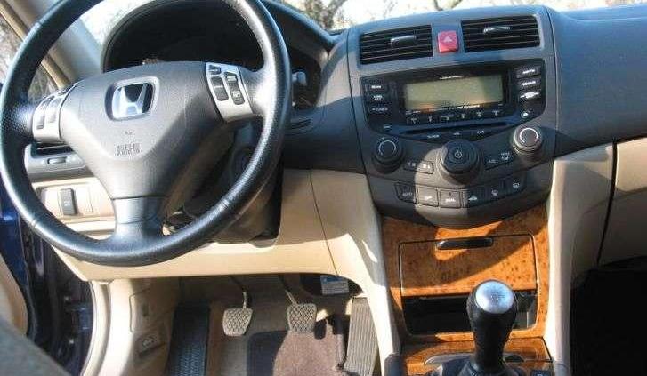 Czy warto kupić: używana Honda Accord (od 2002 do 2008)