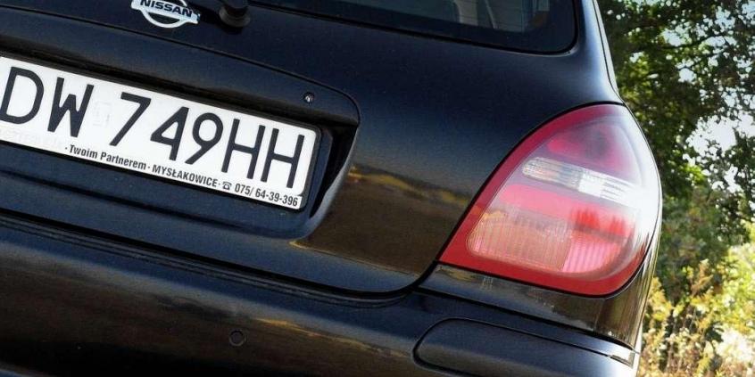 Nissan Almera - owoc romansu z Francuzem