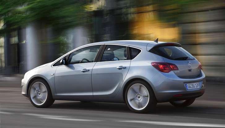 Opel Astra IV - Śladem Insigni i Kadetta