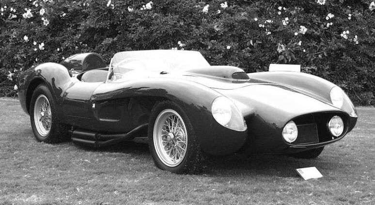 Czerwona gorączka - Ferrari Testarossa