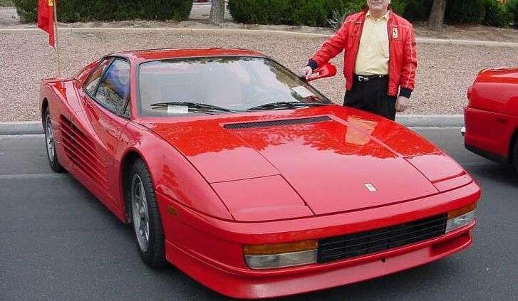 Czerwona gorączka - Ferrari Testarossa