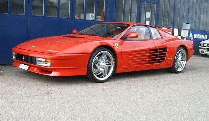 Czerwona gorączka - Ferrari Testarossa