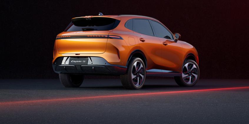 Chińczycy wprowadzają do Europy nowego SUV-a. Ma 217 KM i 450 km zasięgu