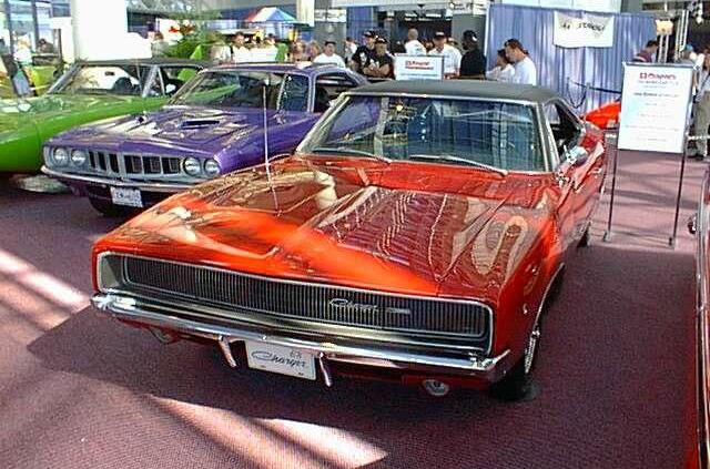 Muskularny jak diabli - Dodge Charger