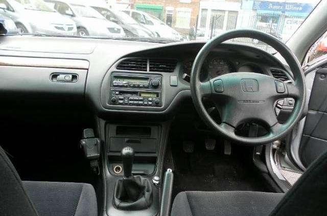 Honda Accord VI - kosmopolityczna w każdym calu