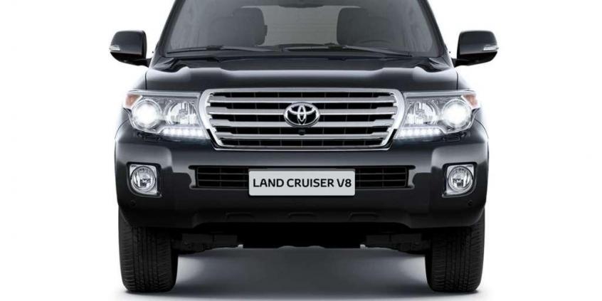 Toyota Land Cruiser V8 - mastodont