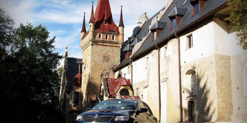 Wszystko o Rapidzie: z zamkiem w tle