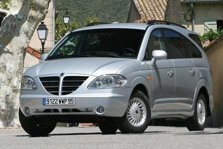 SsangYong Rodius - wyjątkowo (nie)atrakcyjny smok