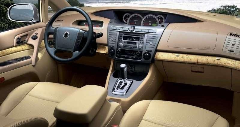 SsangYong Rodius - wyjątkowo (nie)atrakcyjny smok