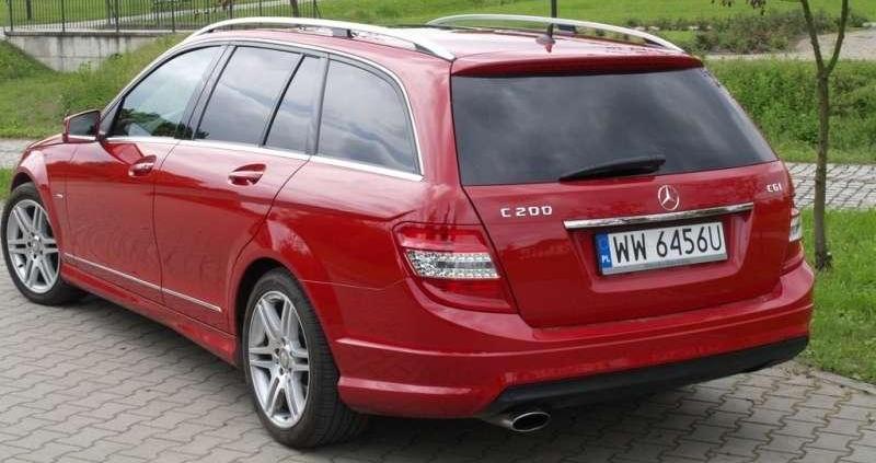 Mercedes kombi - rodzinna przejażdżka