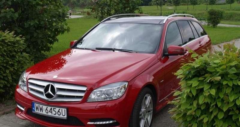 Mercedes kombi - rodzinna przejażdżka