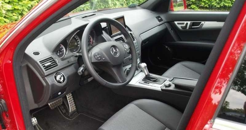 Mercedes kombi - rodzinna przejażdżka