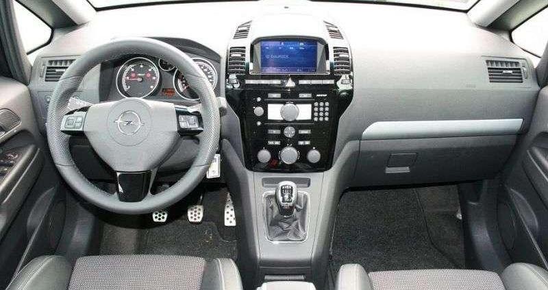 Wszechstronny van - test Opla Zafiry 1.7 CDTI