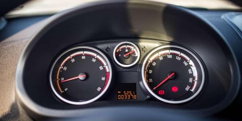 Opel Corsa 1.2 LPG 83 KM - magnes na...