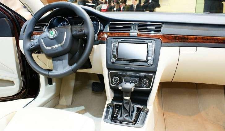 Skoda Superb debiutuje w Genewie