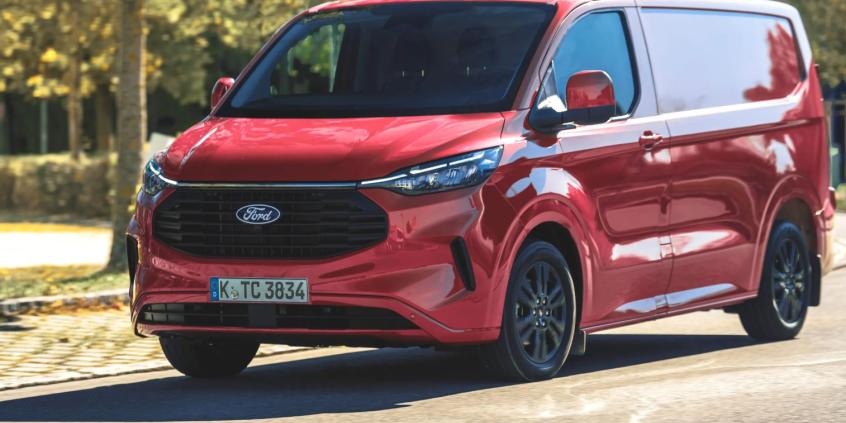 Dwa nowe Fordy przed końcem dekady. Pickup Bronco i mniejszy Transit